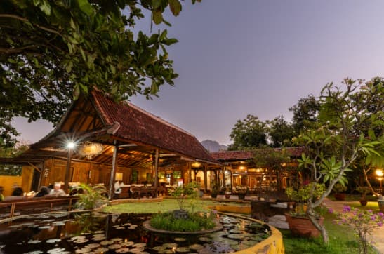 Pondok Sari Beach Resort